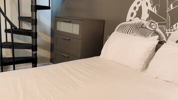 2 Schlafzimmer, Schreibtisch, Bügeleisen/Bügelbrett, kostenloses WLAN