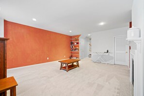 Interior - Three levels 3 bedrooms, 3.5 bathrooms, 2,224 sqft (Bristow)