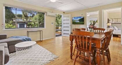 Flat 3 · Metung Akora 2Bdrm Apartment3 Pets&Boats welcome!