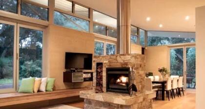 This house is a 2 bedroom(s), 2 bathrooms, located in Margaret River, WA.