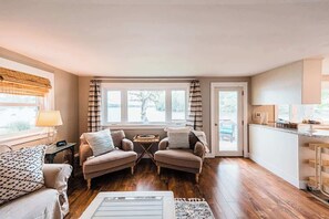 TV connectée, jeux vidéo, chaîne hi-fi, espaces bureaux