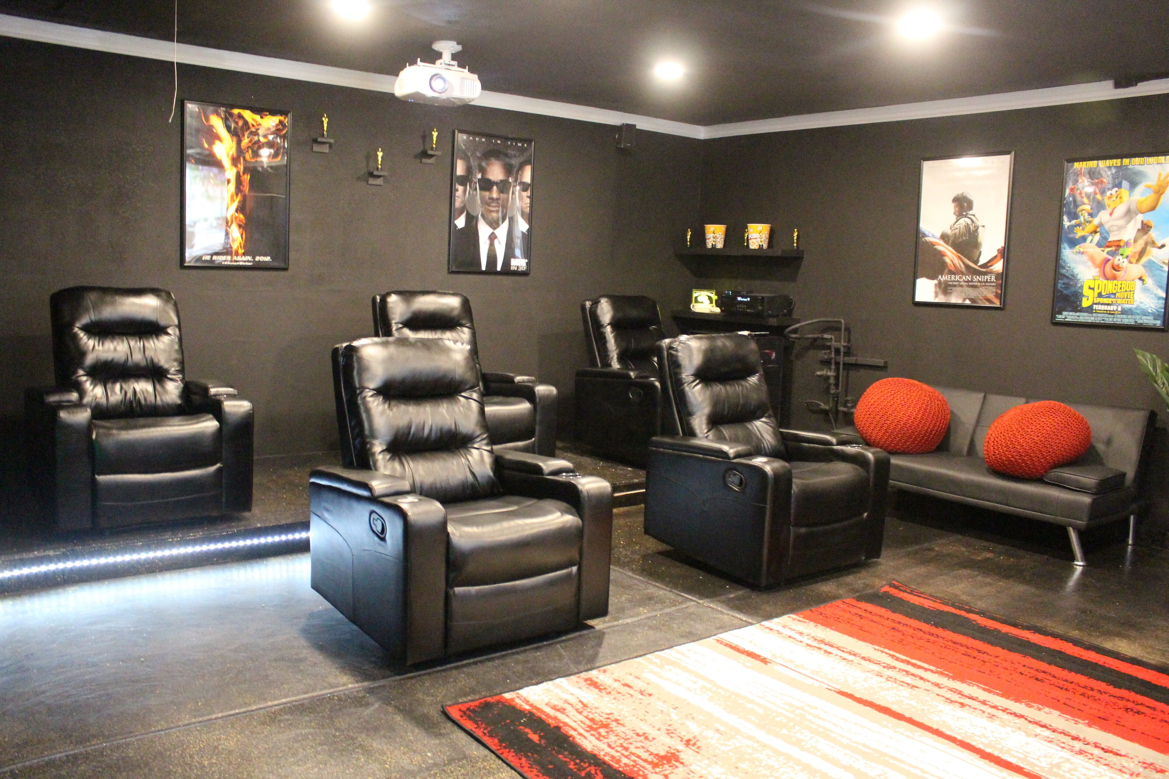 Movie Theater/Pool/Arcade/Air Hockey-4BR & 2.5 BA