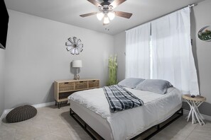 3 bedrooms, iron/ironing board, travel cot, free WiFi