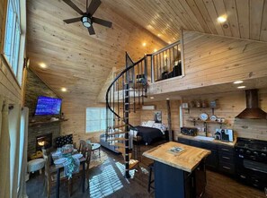 2 Schlafzimmer, Bügeleisen/Bügelbrett, Reisekinderbett, kostenloses WLAN