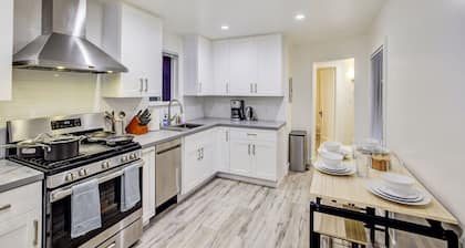 NEWLY FURNISHED! RECENTLY RENOVATED! CUTE SPACE! CLOSE TO SFO!