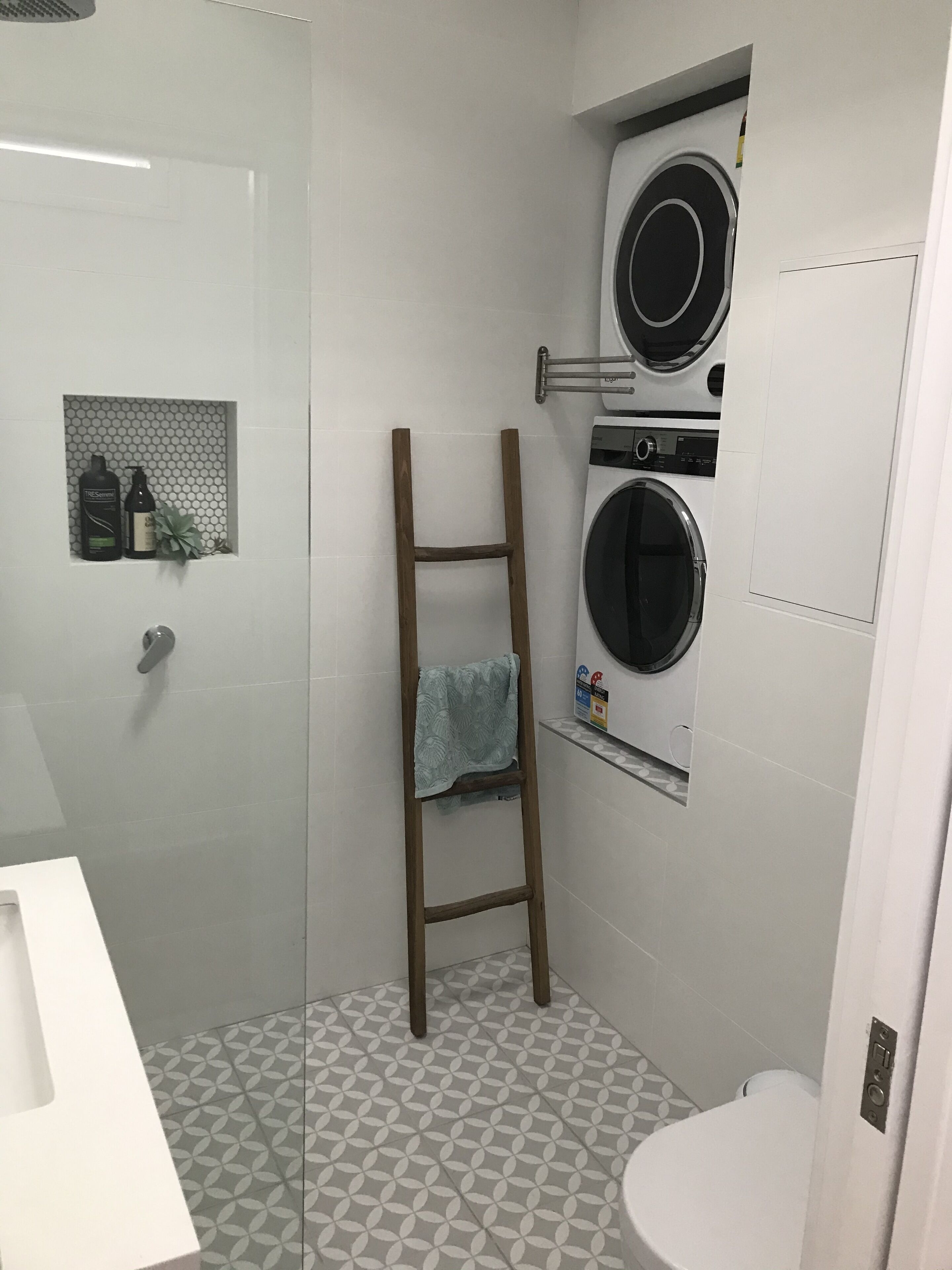 Spacious Manly Studio — image 5