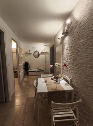 Apartment, 1 Schlafzimmer | Speisen