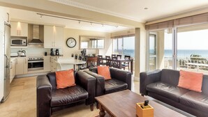Apartment, 2 Schlafzimmer, Raucher, Balkon | Wohnzimmer