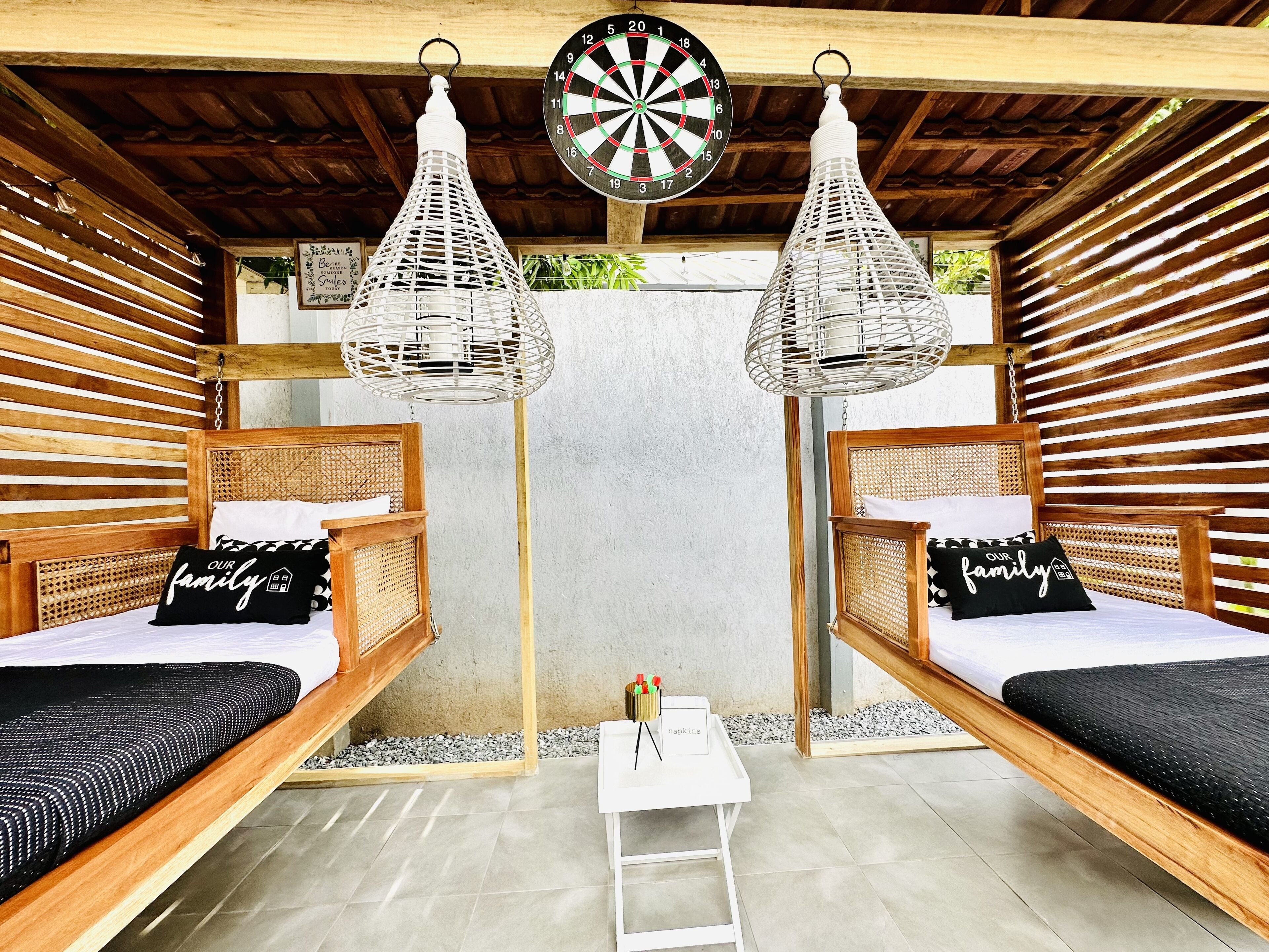 4 bedrooms, in-room safe, desk, iron/ironing board