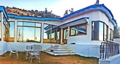 Ziarat Hotel