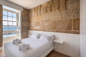 Apartment, Multiple Beds, Ocean View, Tower | Iron/ironing board, free WiFi, bed sheets