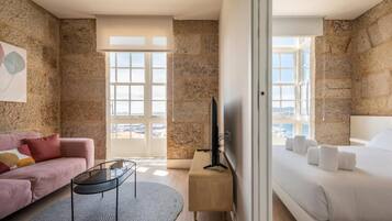 Huoneisto, useita sänkyjä, valtamerinäköala, torni | 1 makuuhuone, silitysrauta/-lauta, ilmainen Wi-Fi, vuodevaatteet