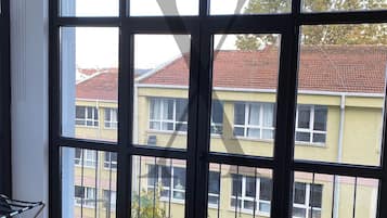 Deluxe Penthouse | 1 bedroom, premium bedding, in-room safe, desk