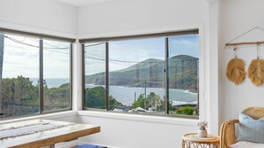 Interior - Noah's 46 Cliff Road (Forster)