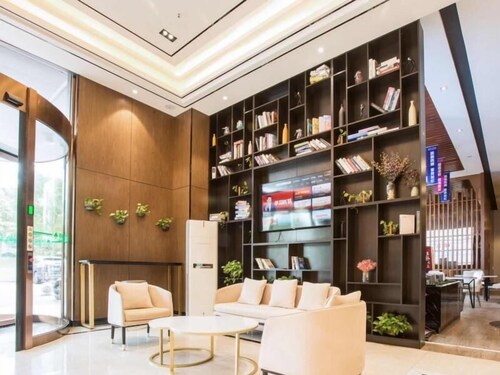 Greentree Inn Nantong Railway Station Express Hotel