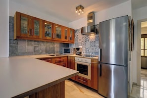 Fridge, microwave, oven, dishwasher