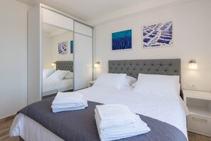 Comfort Villa | 4 bedrooms, individually decorated, individually furnished, free WiFi - Holiday Villa Sasha (Orebic)