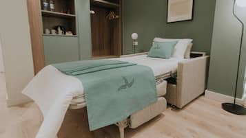 Dreibettzimmer | 1 Schlafzimmer, Zimmersafe, schallisolierte Zimmer, kostenloses WLAN