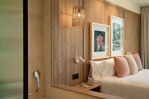 Premium bedding, minibar, in-room safe, desk - Atzavara Hotel & Spa (Santa Susanna)