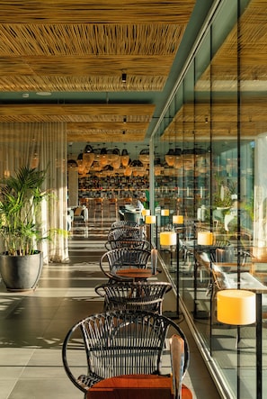 Bar (in der Unterkunft)