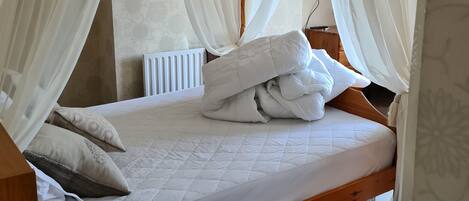 10 Schlafzimmer, WLAN