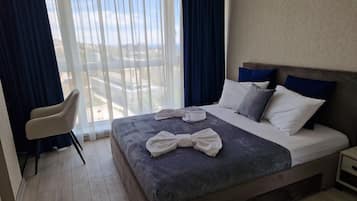 1 bedroom, desk, iron/ironing board, free WiFi