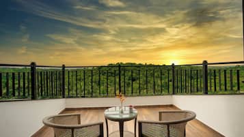 Free minibar items, in-room safe, iron/ironing board, free WiFi