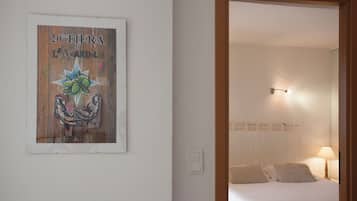 1 bedroom, iron/ironing board, travel crib, WiFi