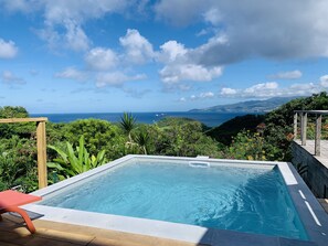 Outdoor spa tub - Villa Fresh&Cosy Trois-Ilets, Swimming Pool, Sea View, 3***, France (Les Trois-Ilets)