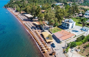 Una playa cerca