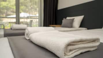 Minibar, in-room safe, desk, free WiFi