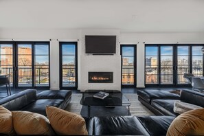 Smart TV, fireplace, offices