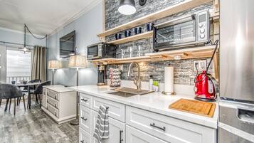 Fridge, microwave, coffee/tea maker, electric kettle