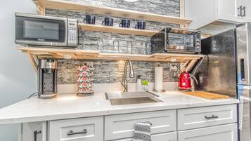 Fridge, microwave, coffee/tea maker, electric kettle