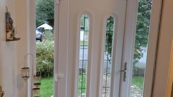 House, Multiple Beds | 3 bedrooms, free WiFi, bed sheets
