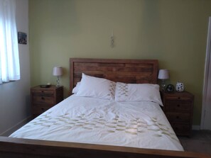 獨棟房屋, 多張床 | 3 間臥室、免費無線上網、床單