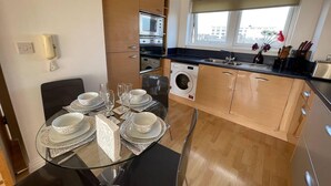 Apartment, Multiple Beds | Private kitchen - Stunning 2-bed Central Location in Basingstoke (Basingstoke)