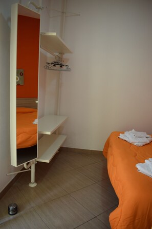 2 chambres, Wi-Fi gratuit, draps fournis
