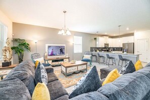 Tv och ett bordtennisbord