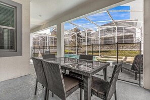 Outdoor dining - Dazzling 6Br Villa W Pool&Spa(1564FD) (Davenport)