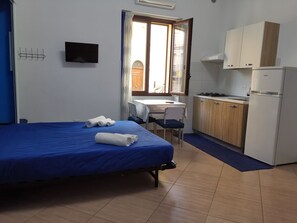 1 camera, Wi-Fi gratuito, lenzuola