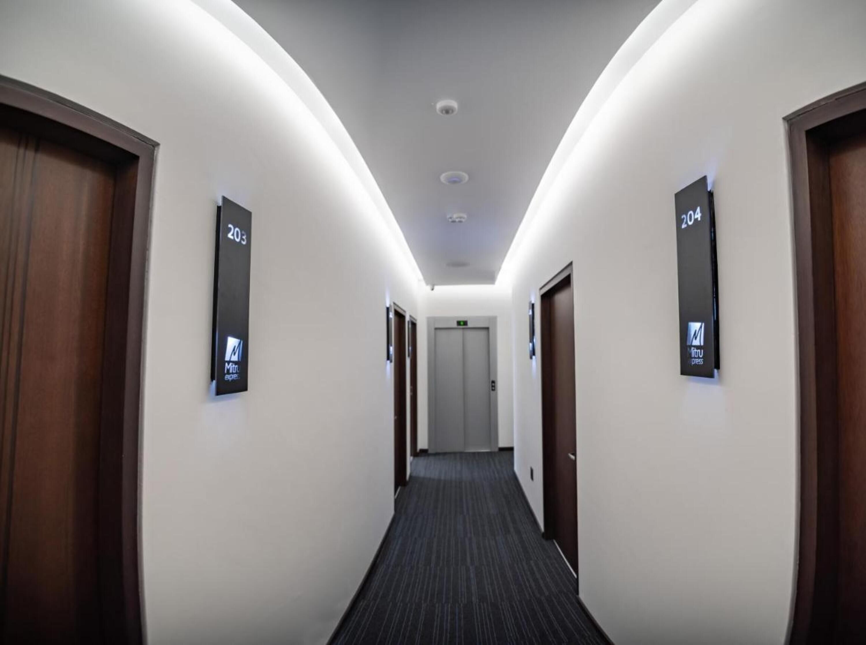 Photo - Mitru Express Hotel