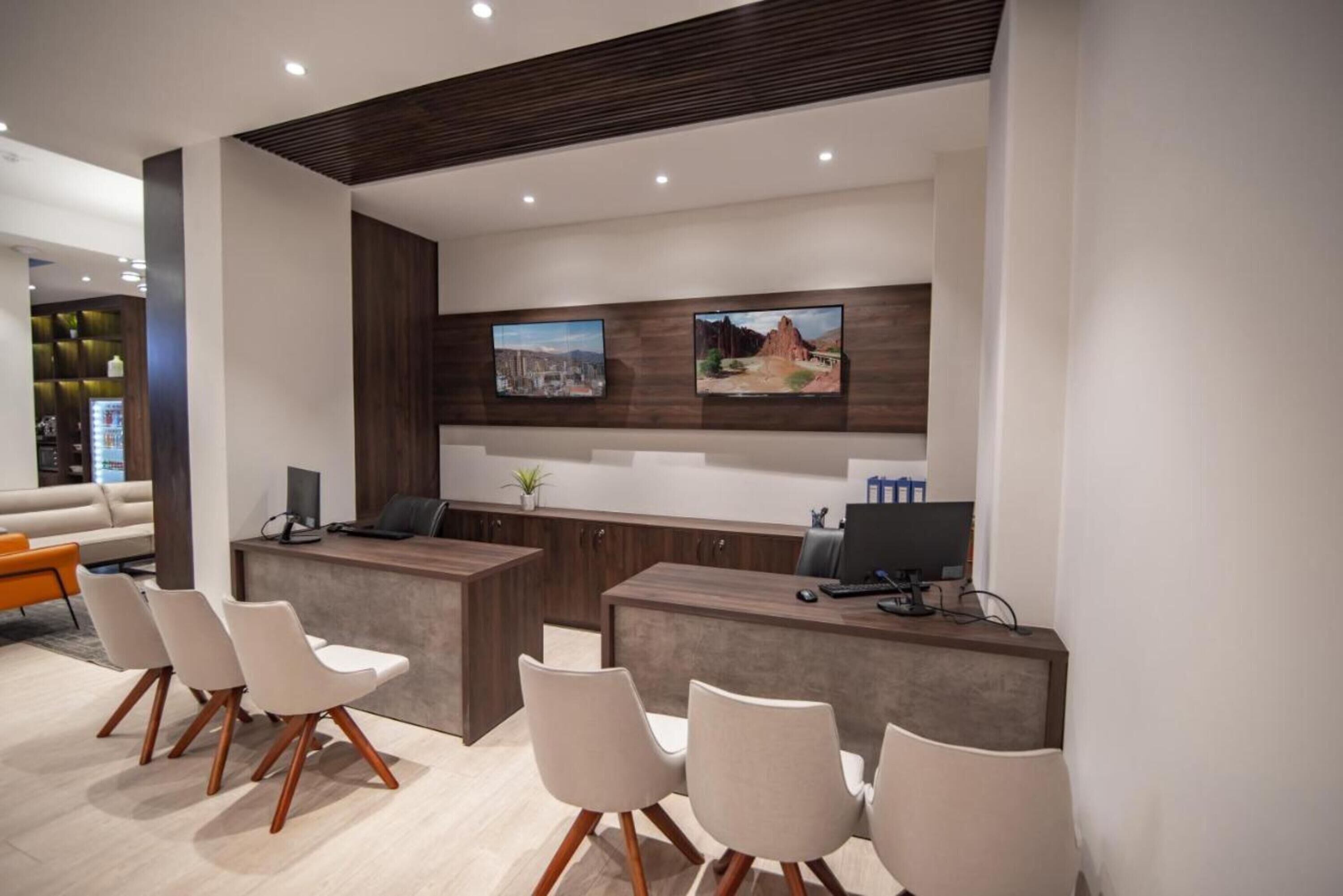 Photo - Mitru Express Hotel