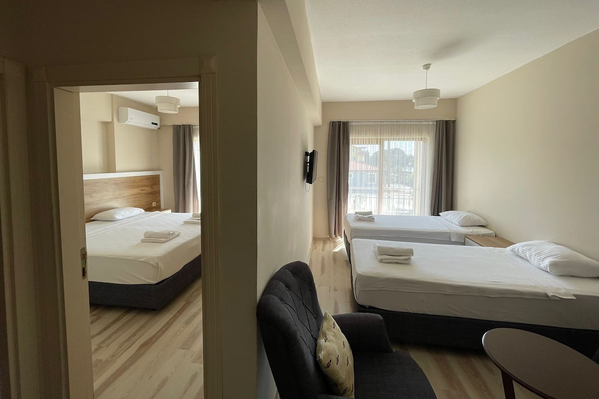 Desk, free WiFi, bed sheets