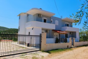 Voorkant van accommodatie