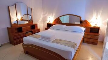 Ático, 1 habitación | Ropa de cama