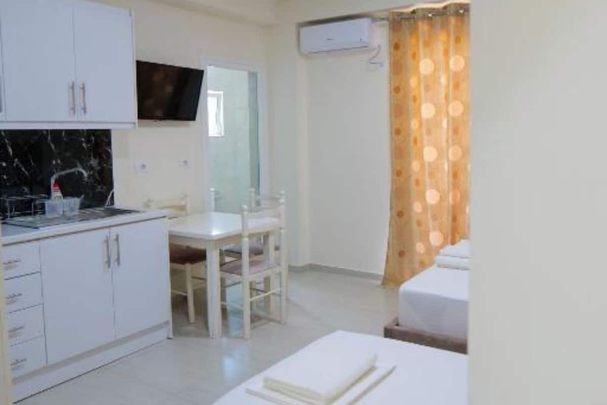 Triple Room, Balcony | 1 bedroom, bed sheets