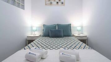 1 bedroom, iron/ironing board, travel cot, WiFi