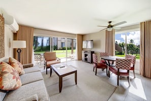 TV - Kapa`a Beach Condo | Pono Kai Resort | PK-G202 (Kapaʻa)