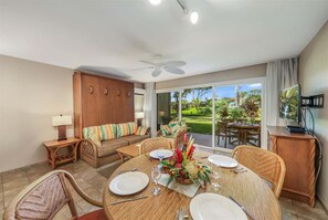 Interior - Lush Garden Island Condo | Pono Kai Resort | H105 (Kapaʻa)